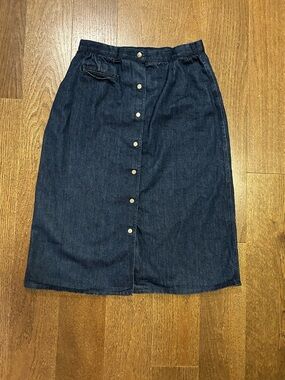 Liz Claiborne 90s Dark Wash Denim Midi Button front Skirt - Size 12 (28" W)